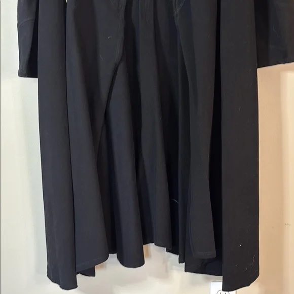 Elegant Black Long Coat - Picture 7 of 15